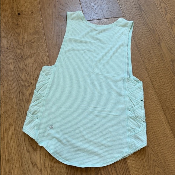 Lululemon Athletica Varcity Muscle Tank Top - Mint Green - Size 6 - EUC - Picture 3 of 4